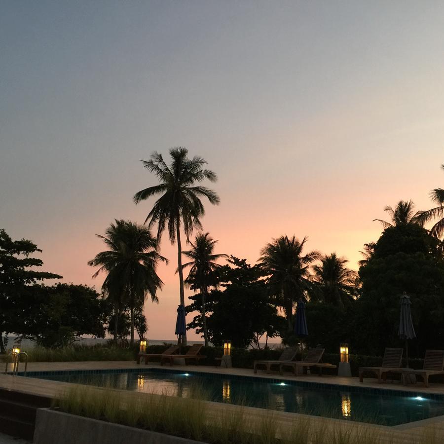 Koh Ngai Paradise Beach Exterior photo