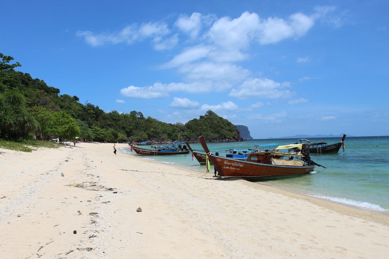 Koh Ngai Paradise Beach Exterior photo